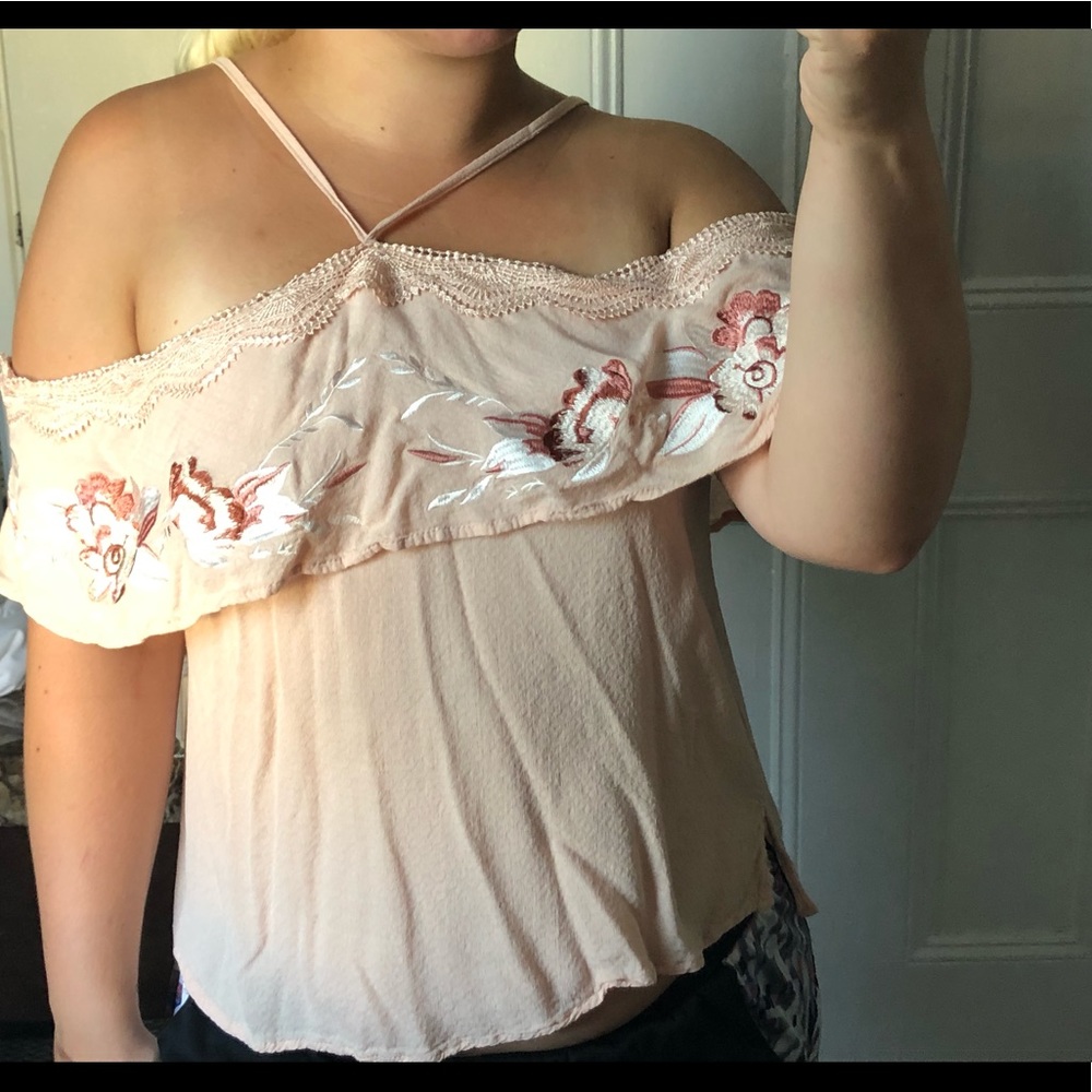 Light pink off the shoulders shirt